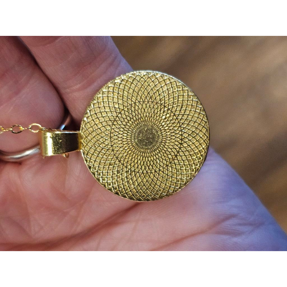 Louis Vuitton Pendant On Gold Plated Necklace - Picture 4 of 6